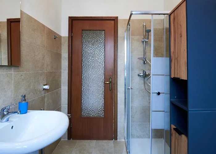 Massimo By Interhome Дервио